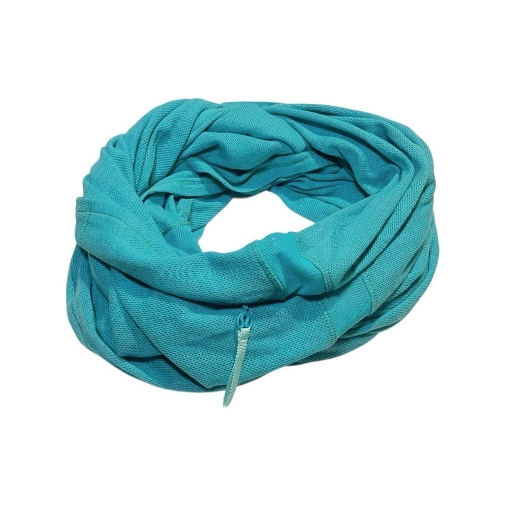 lululemon athletica Blue Infinity Scarf